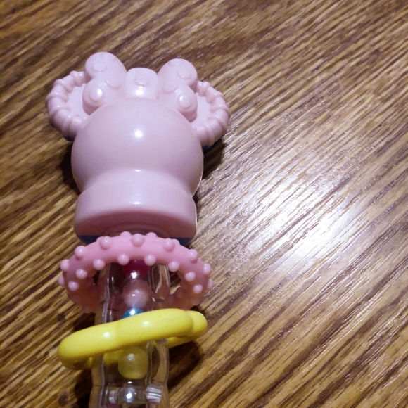 Plastic Minnie mouse baby rattle - Picture 3 of 4